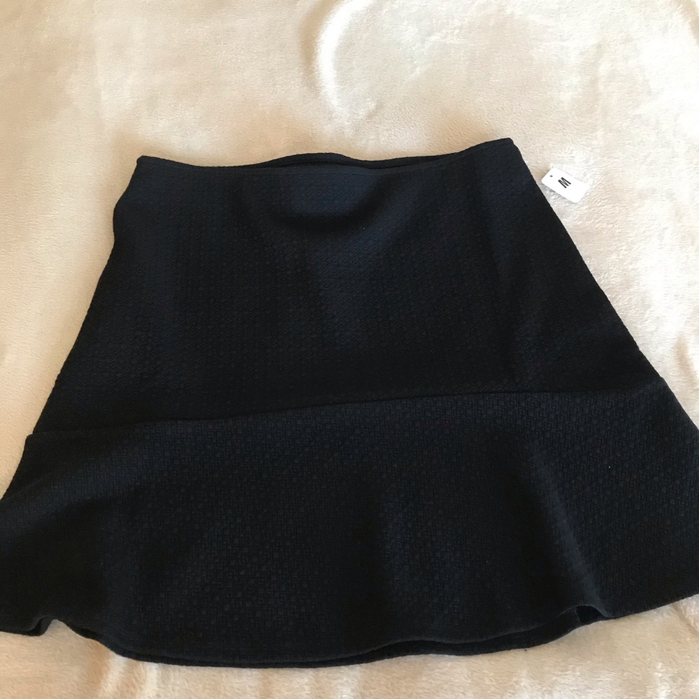 Yessica Black Skirt - Size M - Picture 4 of 9